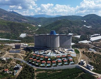 Properties in a Complex with Aquapark in Alanya Kargicak 2