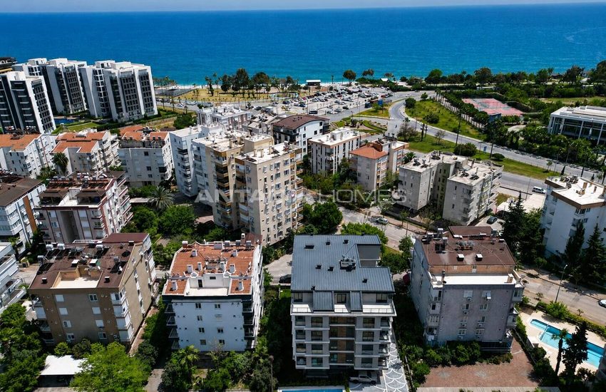 شقق في مجمع سكني به مسبح ومواقف سيارات في أنطاليا كونيالتي 1