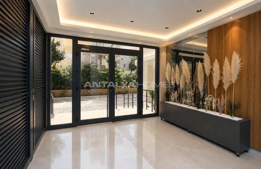 شقق في مجمع سكني به مسبح ومواقف سيارات في أنطاليا كونيالتي 6