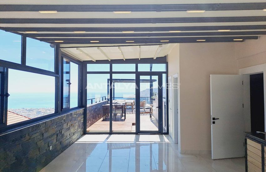 Ready-to-move Sea-view Flats in a Complex with Pool in Alanya 13