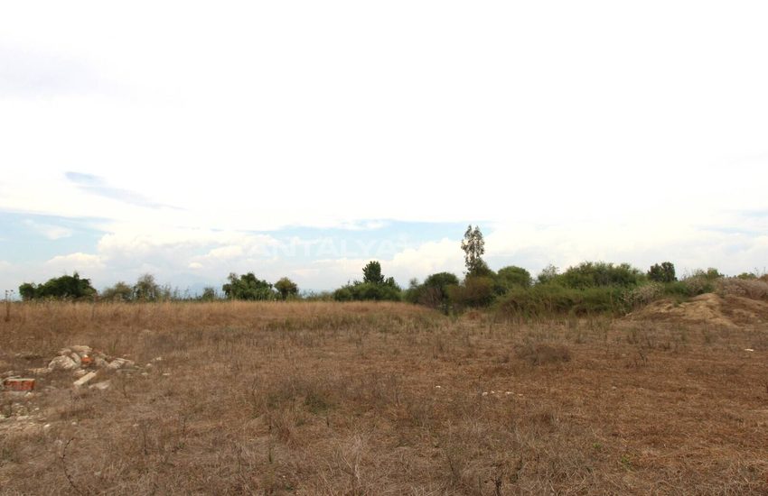 Investment Plot with River View Near Amenities in Antalya Belek 2