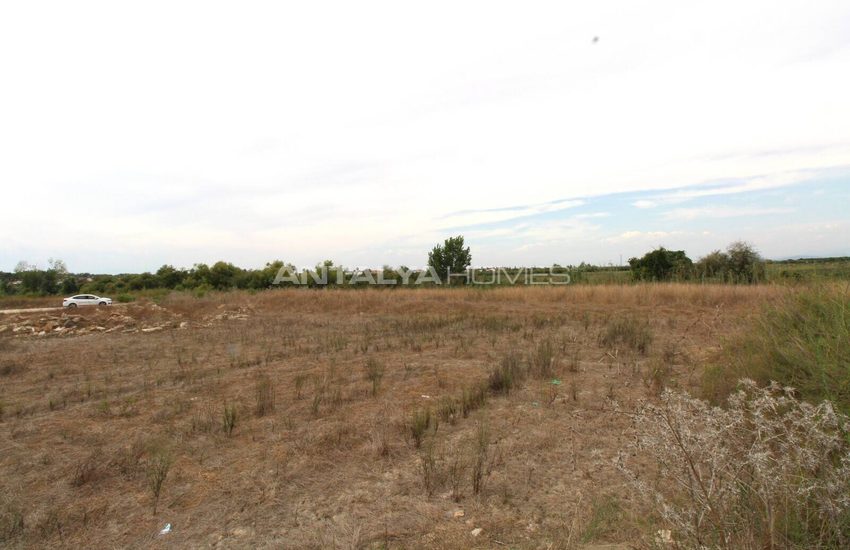 Investment Plot with River View Near Amenities in Antalya Belek 4