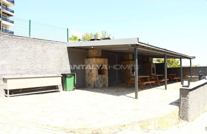 Alanya Avsallar'da Havuzlu Sitede Deniz Manzaralı Eşyalı Daire 14