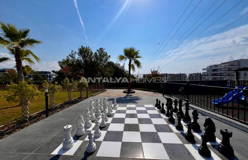 Alanya Avsallar'da Havuzlu Sitede Deniz Manzaralı Eşyalı Daire 12