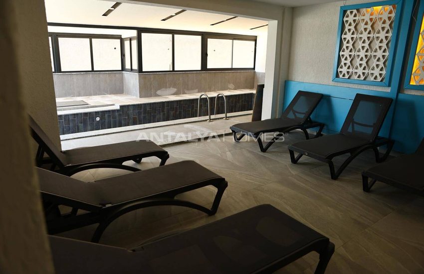 Alanya Avsallar'da Havuzlu Sitede Deniz Manzaralı Eşyalı Daire 19