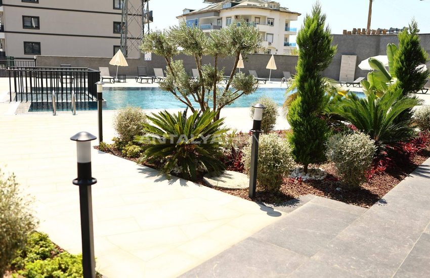 Alanya Avsallar'da Havuzlu Sitede Deniz Manzaralı Eşyalı Daire 7