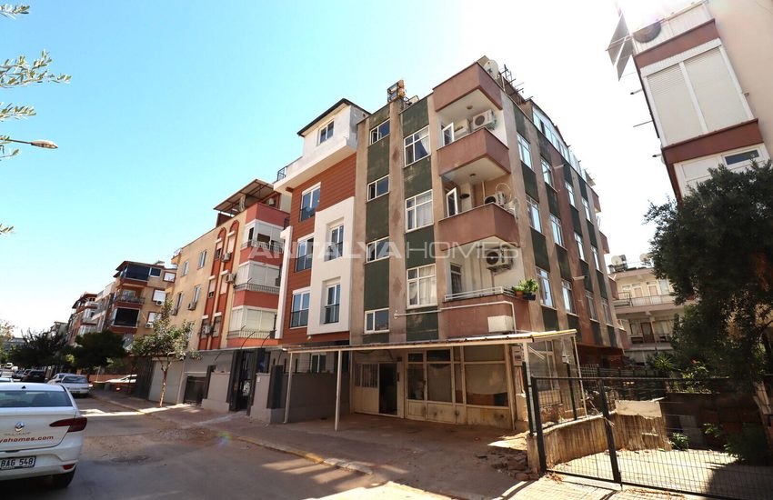Antalya Kepez'de Tramvay Durağına Yakın Şık Daireler 3