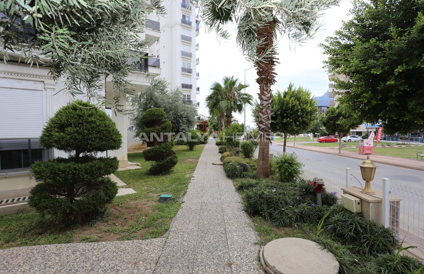 Rymlig Lägenhet I Ett Komplex Med Pool I Antalya Hurma 9