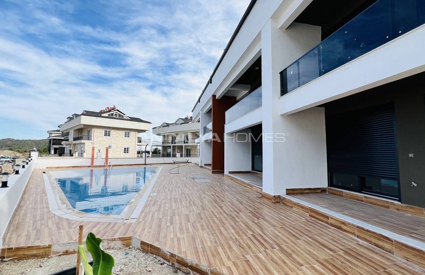 Appartement D'investissement De 2 Chambres Avec Piscine À Kemer 2
