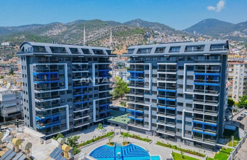 Apartments with Rich Amenities Near the Beach in Alanya