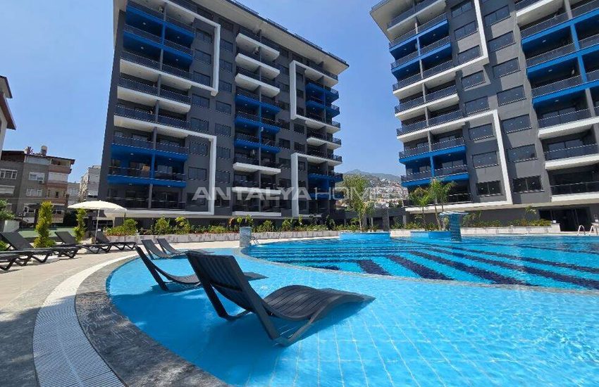 Apartments with Rich Amenities Near the Beach in Alanya 2