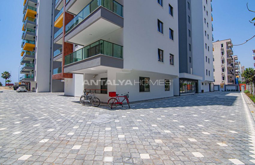 Sea-view Flats in a Complex in Mahmutlar Alanya 13