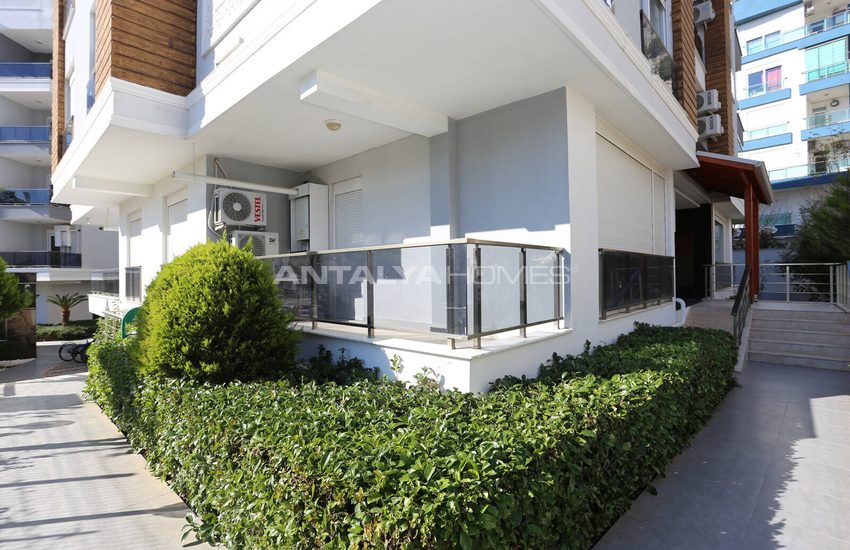 Flat in a Complex with Pool in Konyaalti Antalya 10