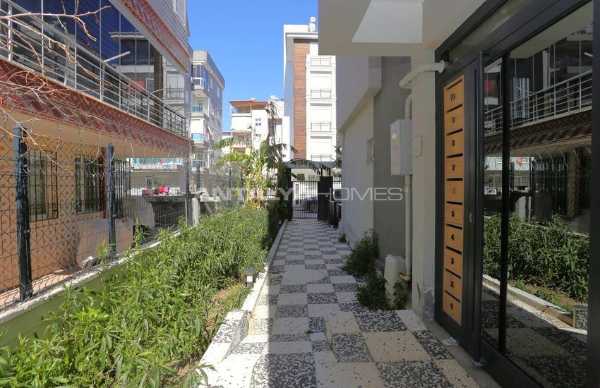 Möblerad Lägenhet Med 1 Sovrum Till Salu I Antalya Kızıltoprak 4