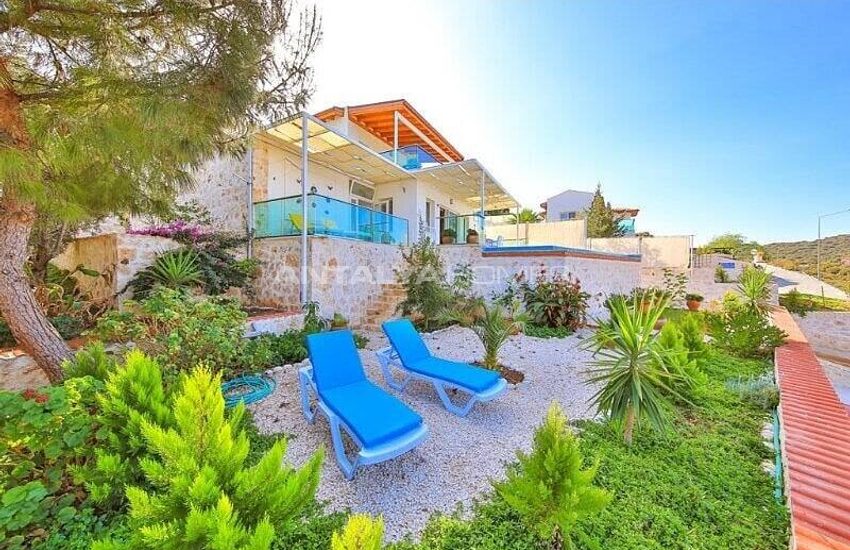 Furnished 3-bedroom Luxury House for Investment in Kaş Peninsula 3