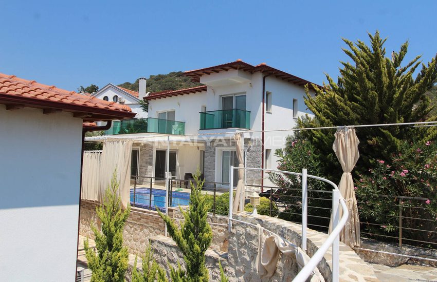 Furnished 3-bedroom Luxury House for Investment in Kaş Peninsula 1