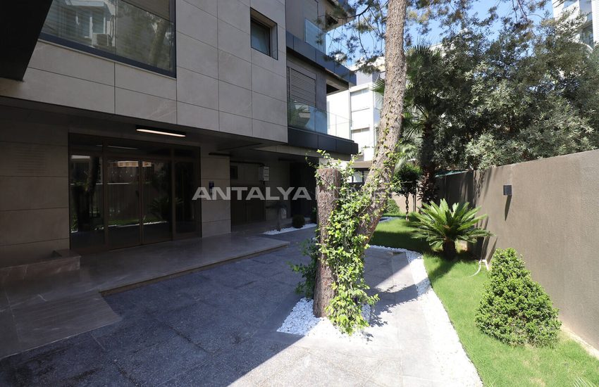 Apartments with Smart Home System Near the Sea in Antalya Lara 6