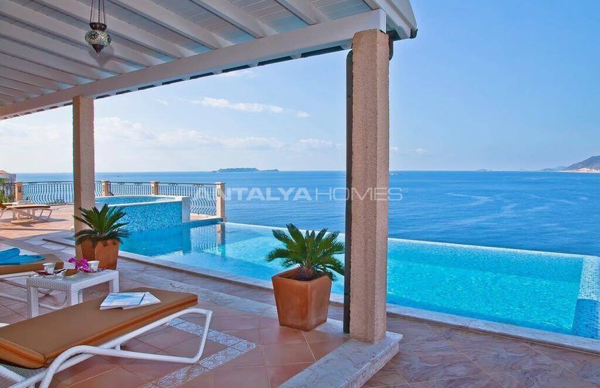 Vastgoed Met Zeezicht En Investeringspotentieel In Kaş