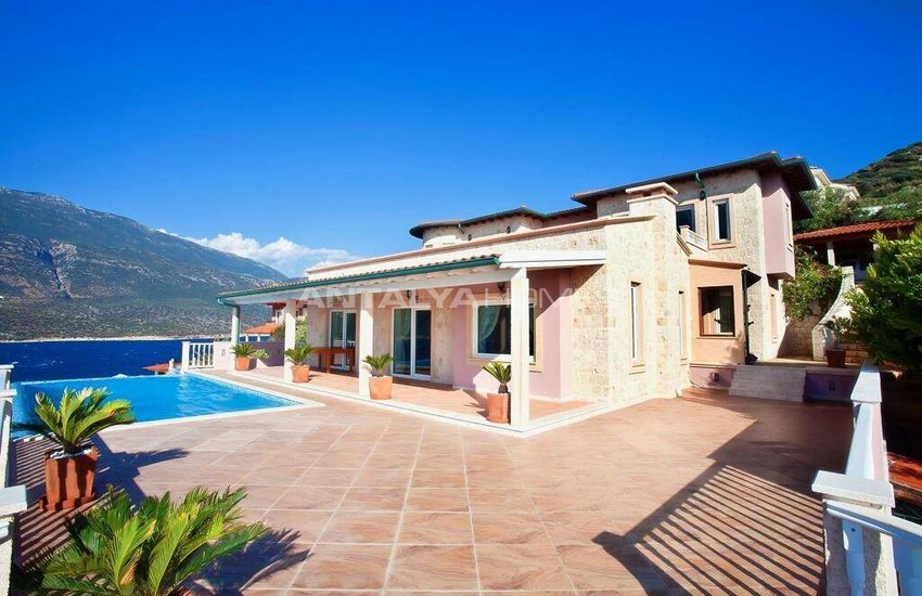 Vastgoed Met Zeezicht En Investeringspotentieel In Kaş 3