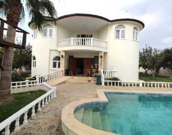 Villa Met 9 Slaapkamers Nabij Golfbanen En Zee In Antalya Kadriye 2