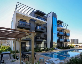 Antalya Altıntaş'ta Yüksek Kira Getirisi Potansiyeli Sunan Bina 1