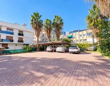 Rymlig Fastighet 400 M Från Havet I Antalya Konyaalti 3