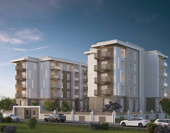 Antalya Kepez'de Havuzlu ve Güvenlikli Site İçinde Daireler 2