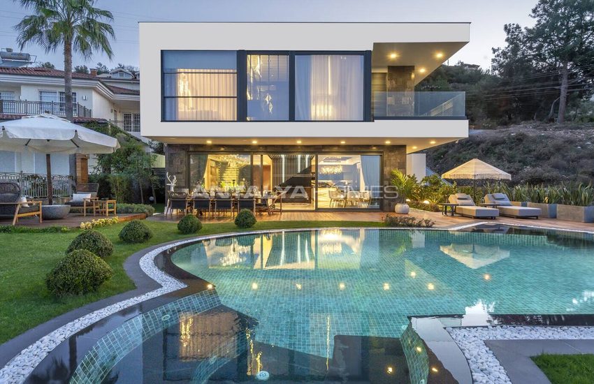 Detached 3-bedroom Villa with Pool in Alanya 1