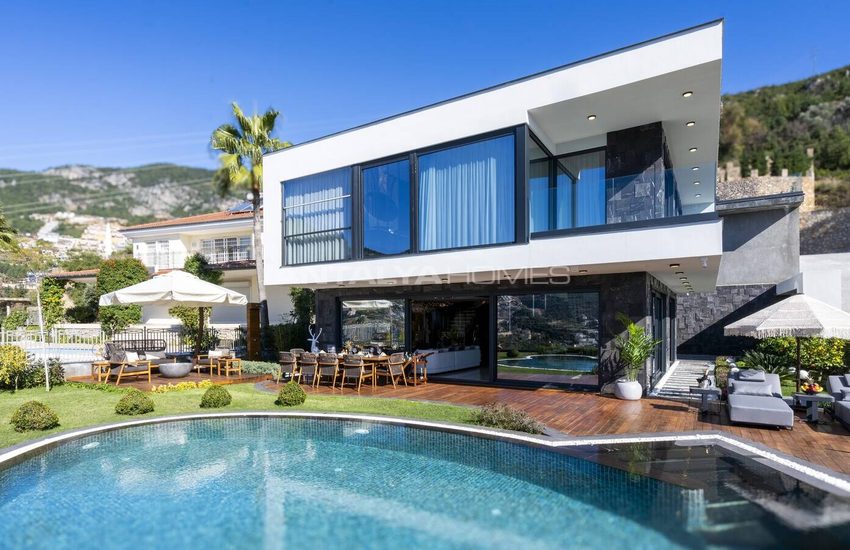 Detached 3-bedroom Villa with Pool in Alanya 5