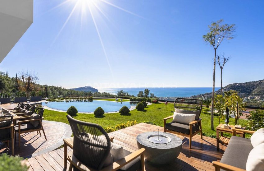 Detached 3-bedroom Villa with Pool in Alanya