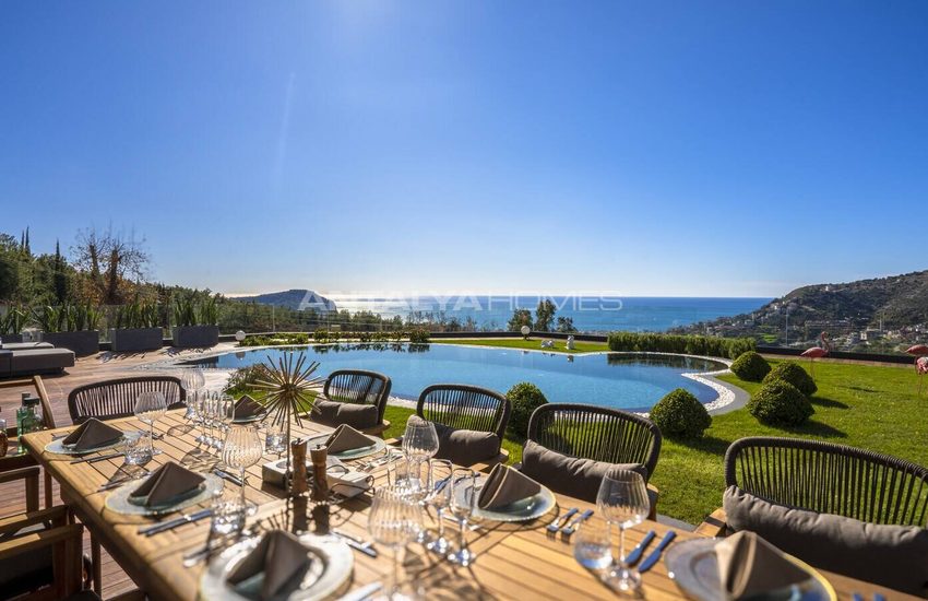 Detached 3-bedroom Villa with Pool in Alanya 8