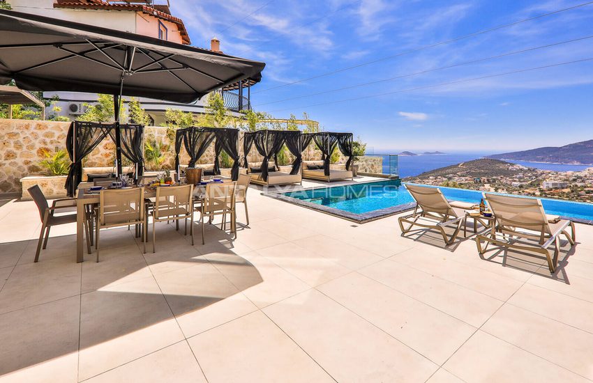 Luxury Sea View Villa with Extensive Amenities in Kalkan Antalya 2