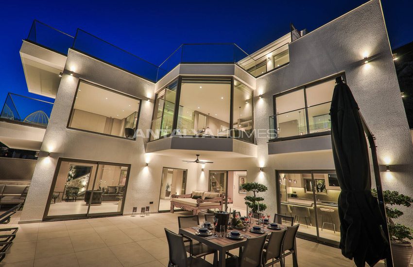 Luxury Sea View Villa with Extensive Amenities in Kalkan Antalya 4