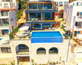 Villa Met 4 Slaapkamers Met Uitzicht Op De Baai In Kalkan Antalya 3