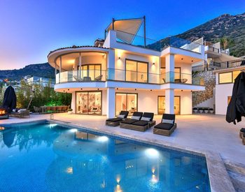 Villa Met 5 Slaapkamers, Zwembad En Parkeerplaats In Kalkan Antalya 2