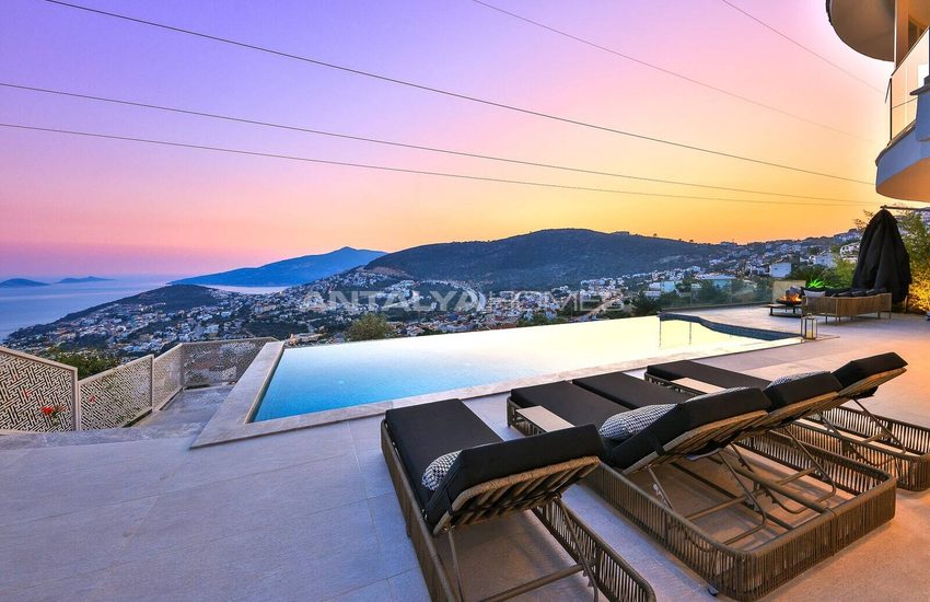 5-schlafzimmer-villa Mit Pool Und Parkplatz In Kalkan, Antalya 17