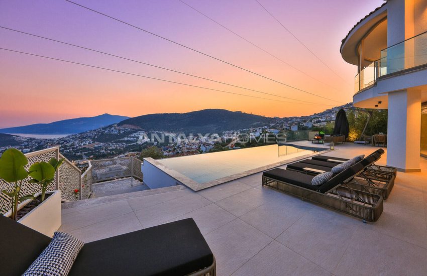 5-schlafzimmer-villa Mit Pool Und Parkplatz In Kalkan, Antalya 15