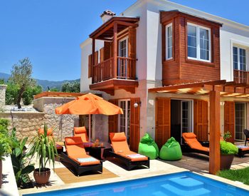 Gemeubileerde Villa Met 3 Slaapkamers En Zwembad In Kalkan Antalya 1