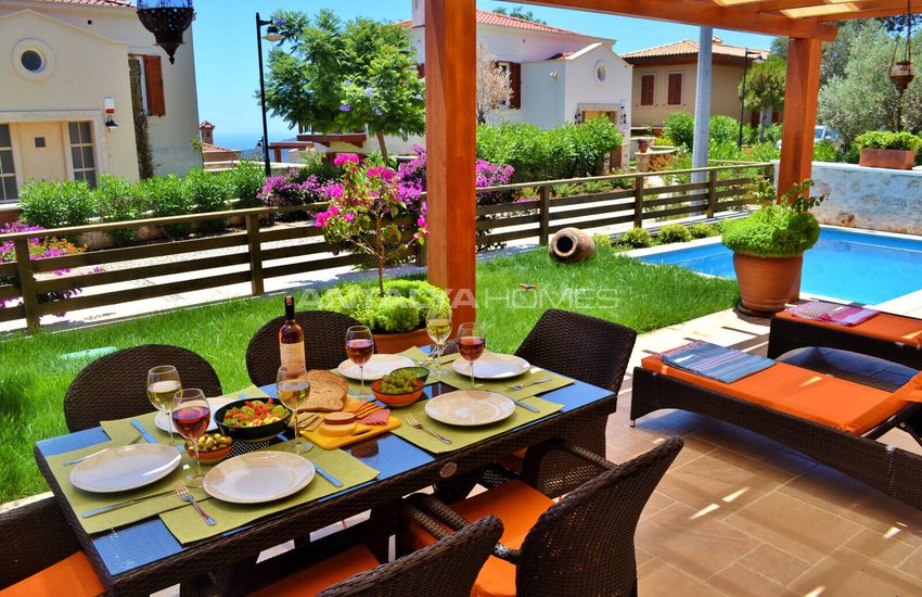 Möblierte 3-zimmer-villa Mit Pool In Kalkan, Antalya 9