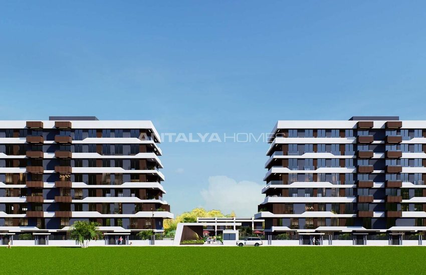 Antalya Kepez'de Havuzlu ve Güvenlikli Sitede Daireler 18