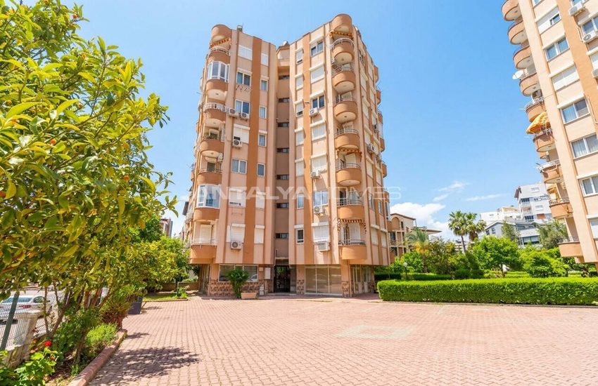Appartement Met Gemeenschappelijk Zwembad In Lara Antalya 1