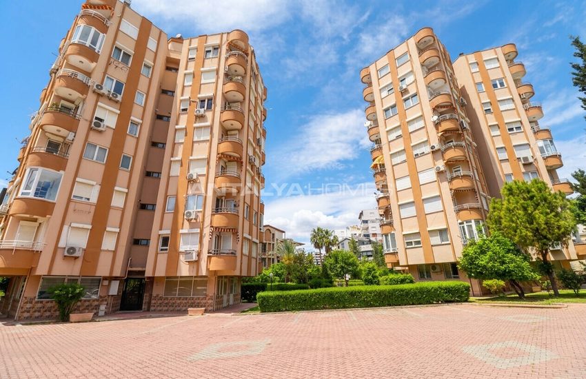 Appartement Met Gemeenschappelijk Zwembad In Lara Antalya 2