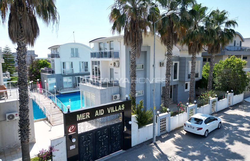 Parhus Med Stor Trädgård I Belek Antalya 9