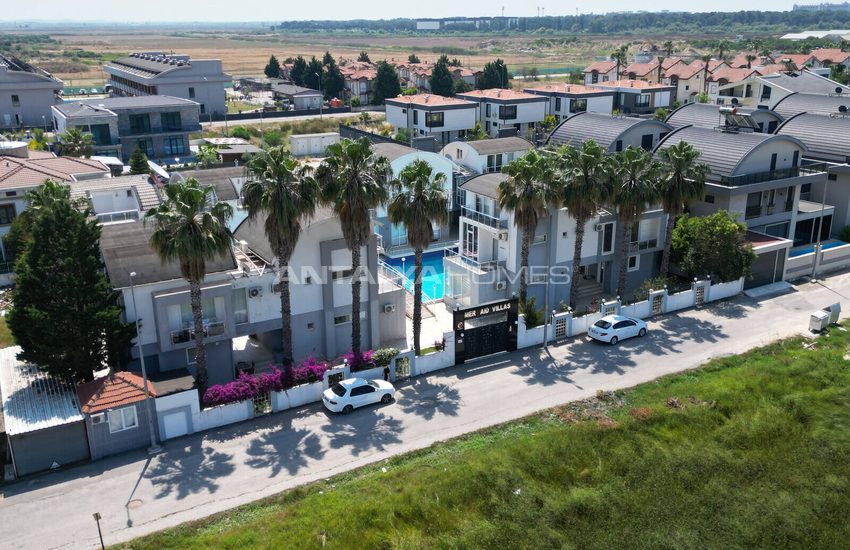 Parhus Med Stor Trädgård I Belek Antalya 1
