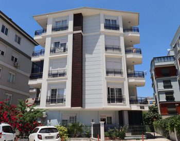 Middle Floor Flat with Car Park in Muratpaşa Antalya 3