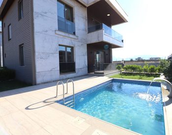 Villa Individuelle De Luxe Avec Piscine Privée À Döşemealtı, Antalya 1