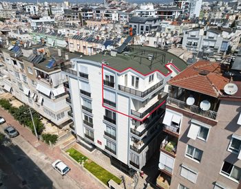4-bedroom Duplex Flat with Parking in Antalya Muratpaşa 3