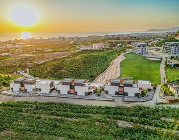 Alanya'da Deniz Manzaralı Müstakil Villa 2