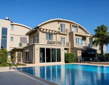 Halfvrijstaande Villa Met Zwembad Vlakbij Zee In Antalya Belek 1