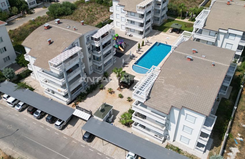 Appartement En Rez-de-chaussée Avec Piscine Commune À Antalya 6